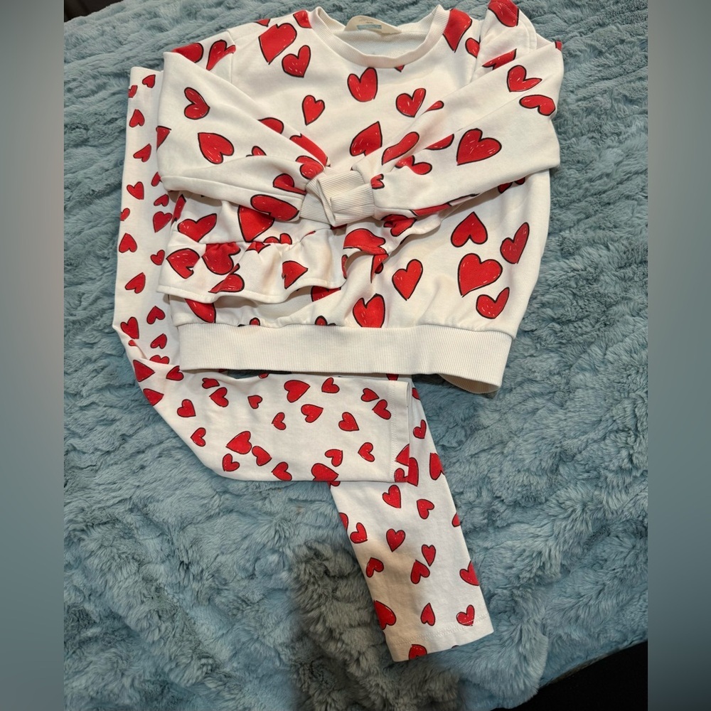 H&M Matching Set Valentine Hearts Sweatshirt and Leggings Size 6
